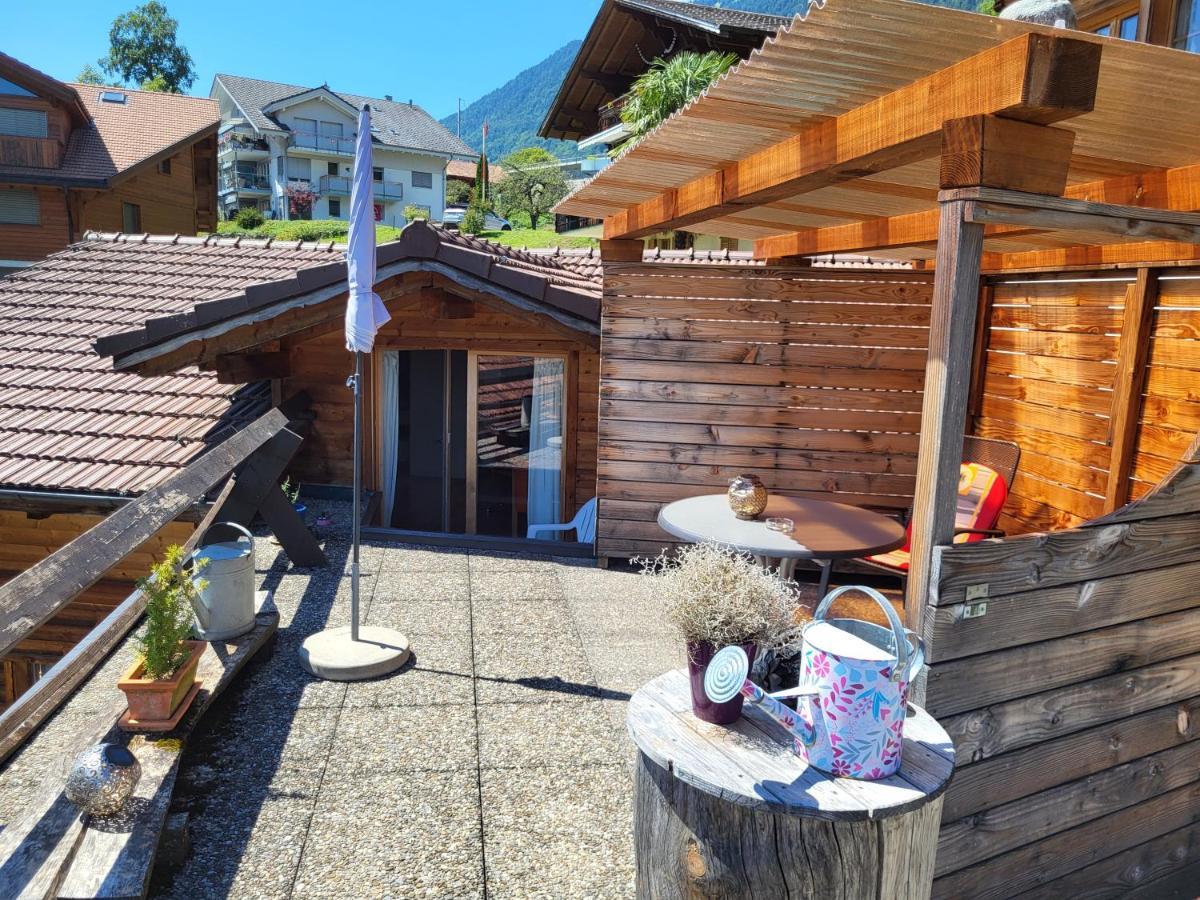 Chalet Diana Lakefront Ringgenberg Exterior photo